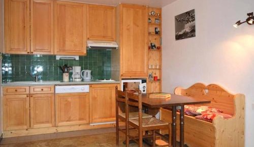 Apartment (5 Adults)
