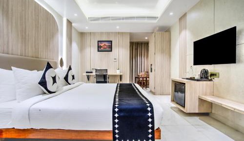 Superior King Room