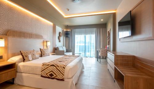 Junior Suite Lateral Sea View