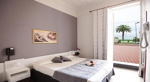 Superior Triple Room with Sea View