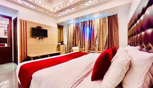 Queen Room