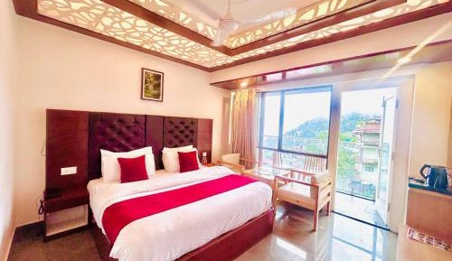 Queen Room with Balcony