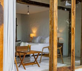 Duplex Suite with Spa Bath