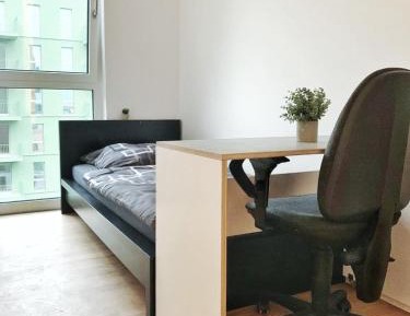 Queen Room with Shared Bathroom