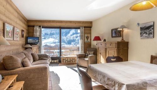 Apartment (4 Adults)