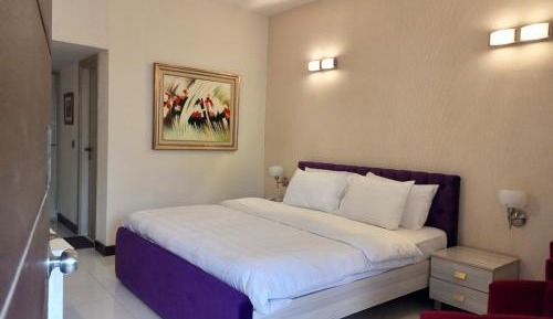 Deluxe Double Room with Bath