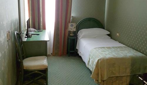 Economy Single Room