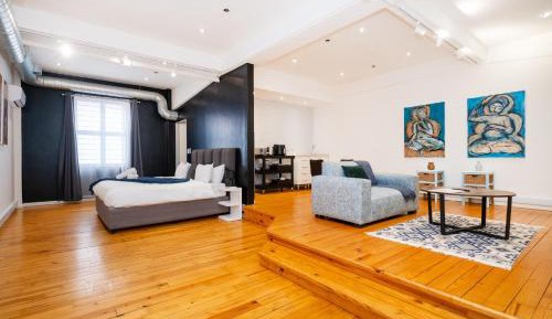 Studio Apartment