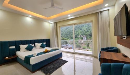 King Room with Mountain View
