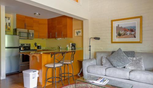 One-Bedroom Studio