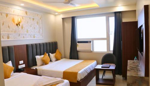 Deluxe Quadruple Room