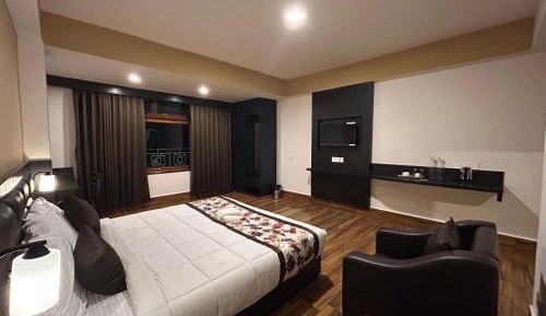 Superior King Room