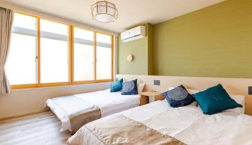 Deluxe Family Suite