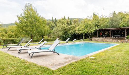 Villa with Garden View