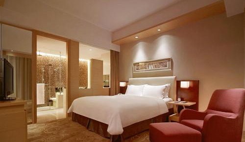 One-Bedroom Suite King