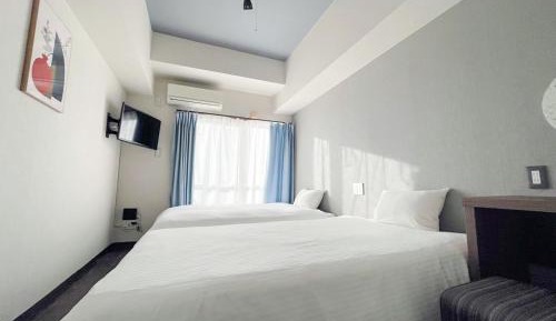 Twin Room with Bath