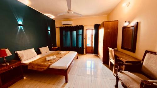 Double Room with Garden View