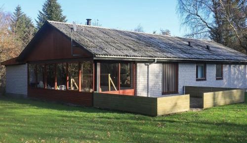 Three-Bedroom Holiday Home 