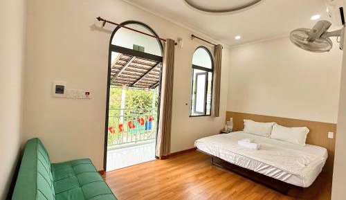 Double Room with Balcony (2 Adults + 1 Child)