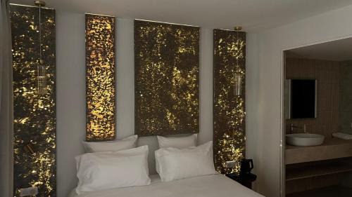 Prestige Room