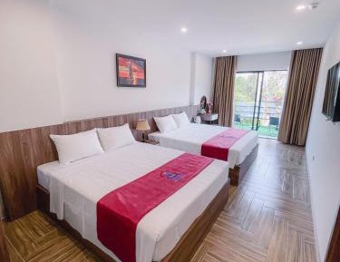 Quadruple Room with Balcony