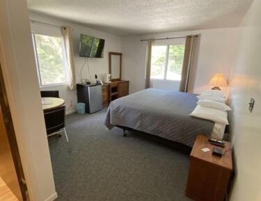 Superior King Suite