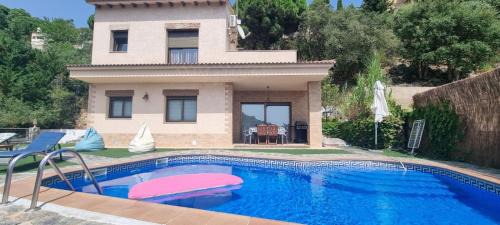 Villa with Sea View