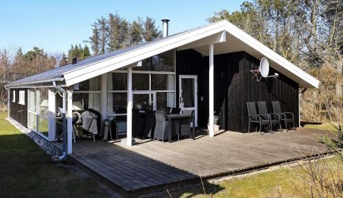 Four-Bedroom Holiday Home