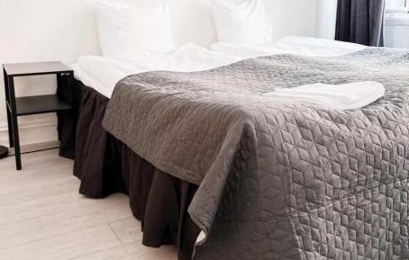 Twin Room with Shared Bathroom