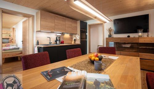 Three-Bedroom Apartment with Bathroom