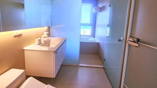 Double Room with Balcony and Sea View