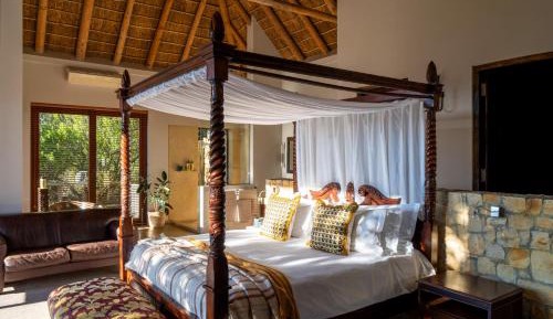 Honeymoon Suite