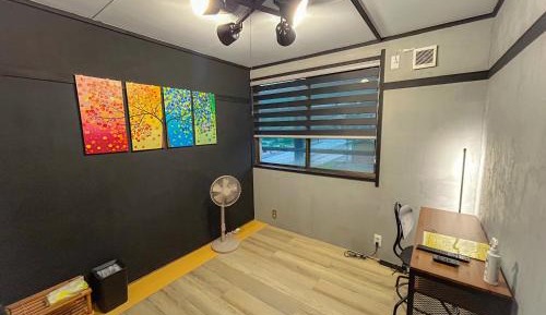 Single Room with Shared Shower and Toilet