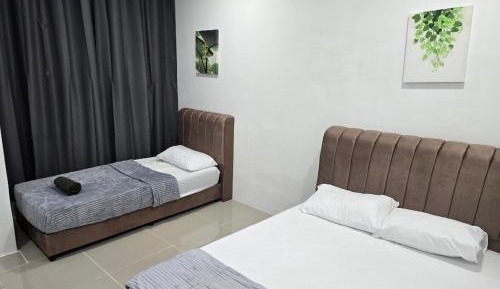 Triple Room with Private Bathroom