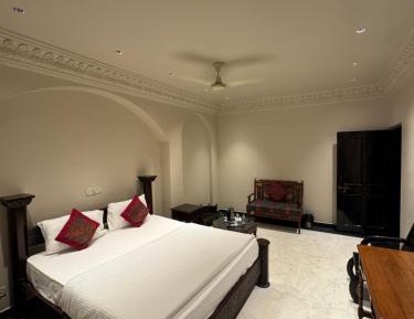 Deluxe Heritage Room