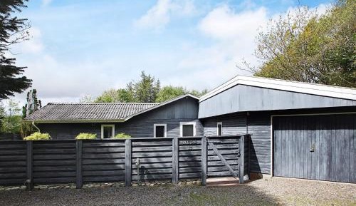 Four-Bedroom Holiday Home