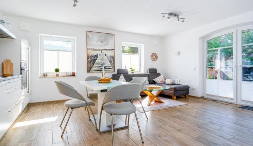 Apartment with Terrace