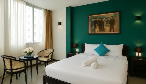 Deluxe King Room