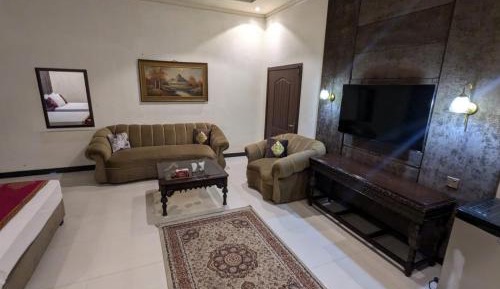 Deluxe Family Suite