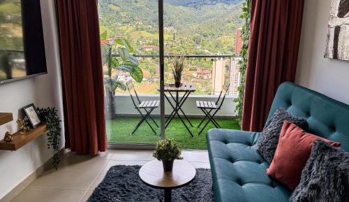 Two-Bedroom Apartment with Mountain View