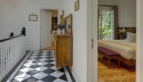 Deluxe Junior Suite