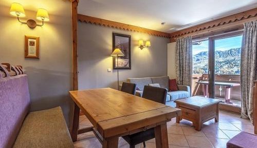 Apartment (6 Adults)