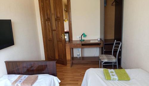 Economy Twin Room