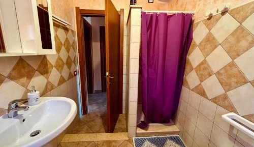 Double Room with Private External Bathroom