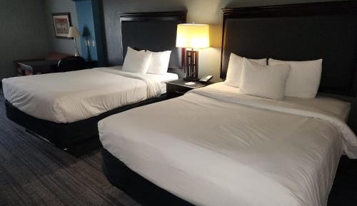 Queen Room with Two Queen Beds - Non-Smoking