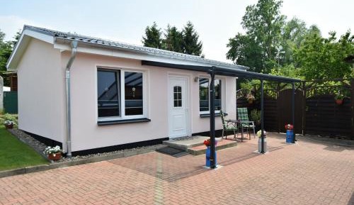 One-Bedroom Bungalow
