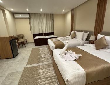 Triple Room with Bath
