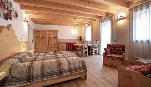 Large Double Room