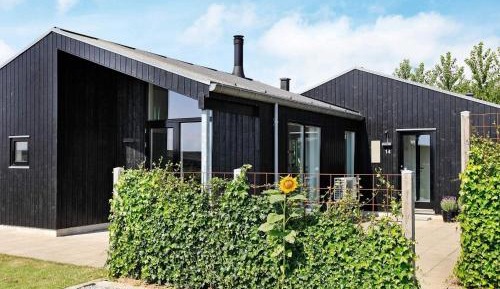 Four-Bedroom Holiday Home