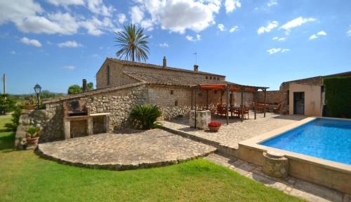 Four-Bedroom Holiday Home